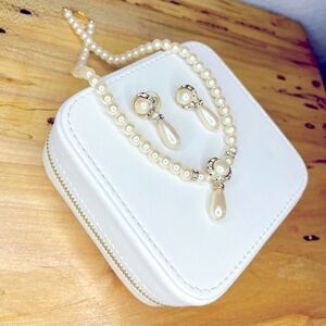 Vintage Costume Jewelry Faux Pearl Necklace and Earrring